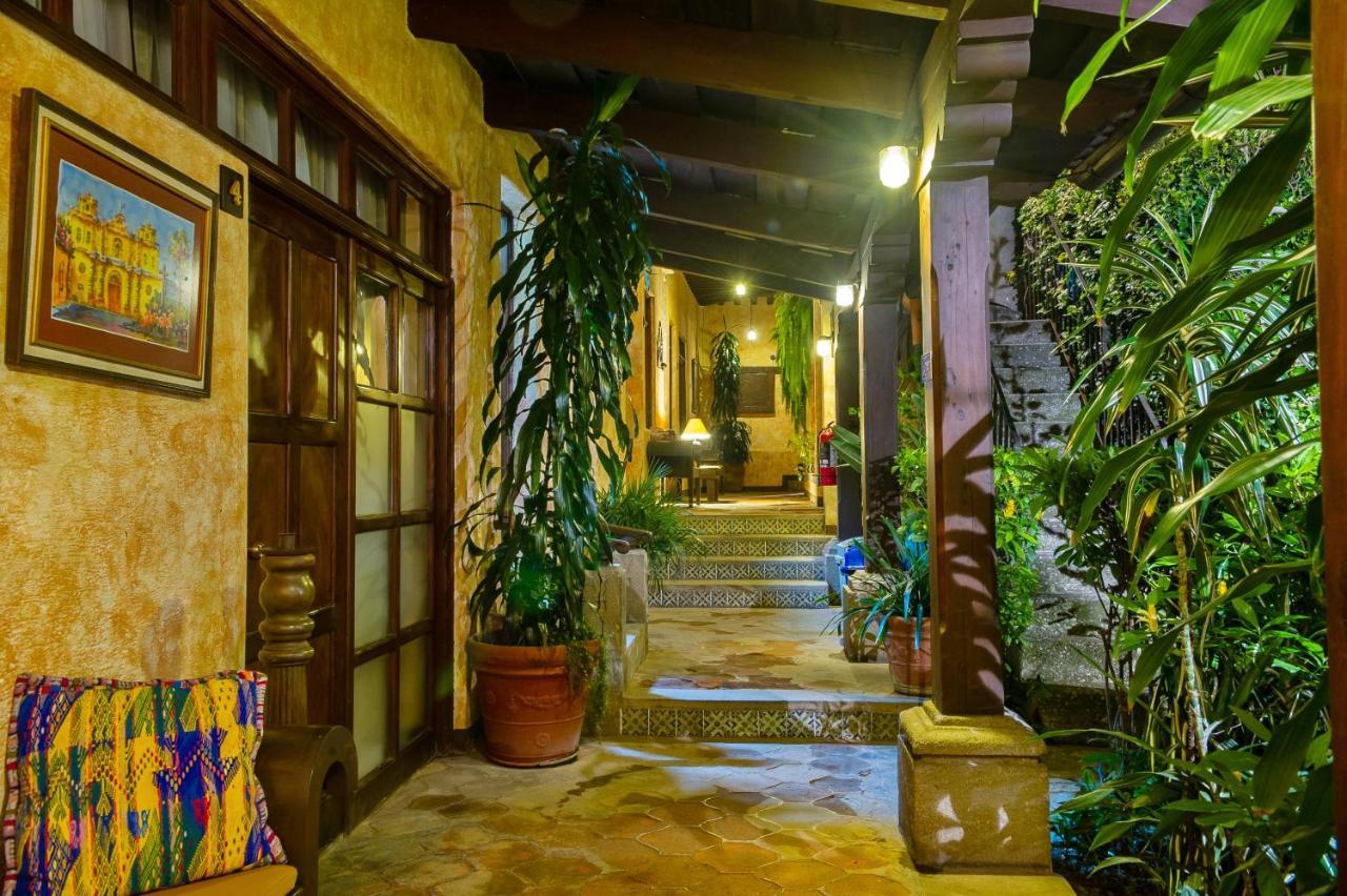 Hotel Casa Del Parque By Ahs 危地马拉安地瓜 外观 照片